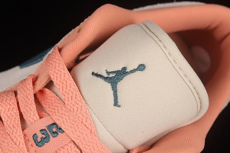 All categories Air Jordan Jordan series basketball shoes Air Jordan 1 Low G version pure original Air Jordan AJ1 Low AJ1 Joe 1 pink and green low-top cultural sneakers DC0774-800